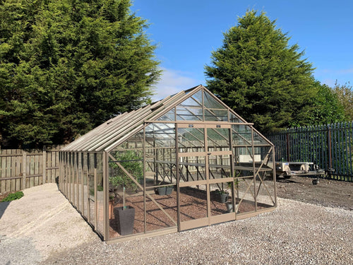 Elite Greenhouses – Classique