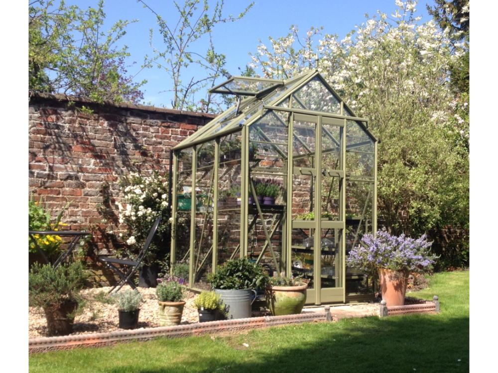 Elite Greenhouses Delta greenhouse