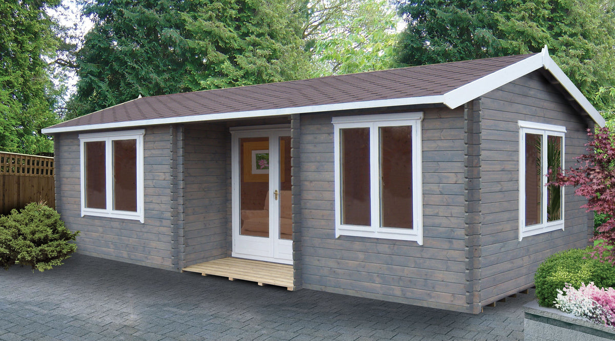 Shire Elveden log cabin – with plain joinery