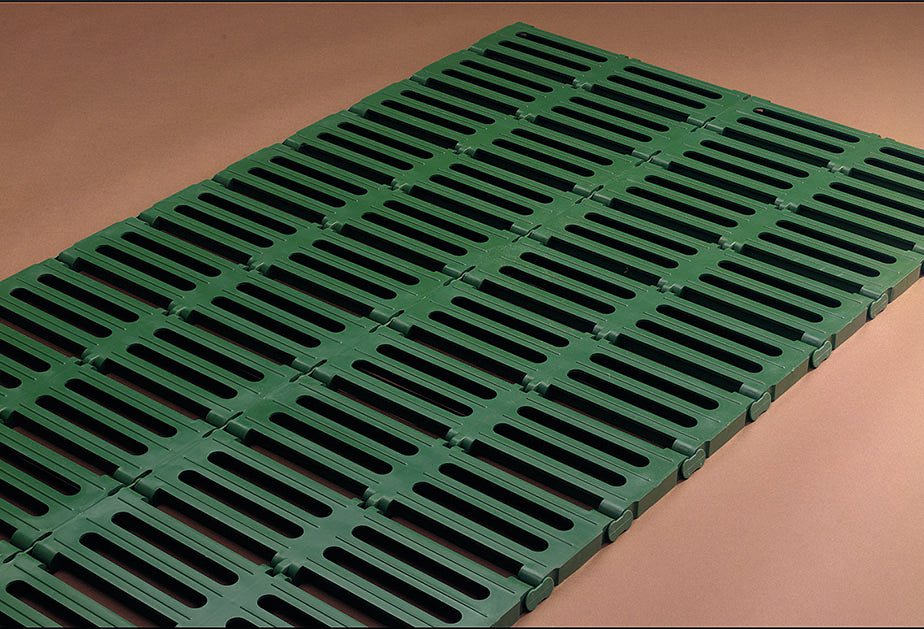 Elite Greenhouse garden track flooring, detail