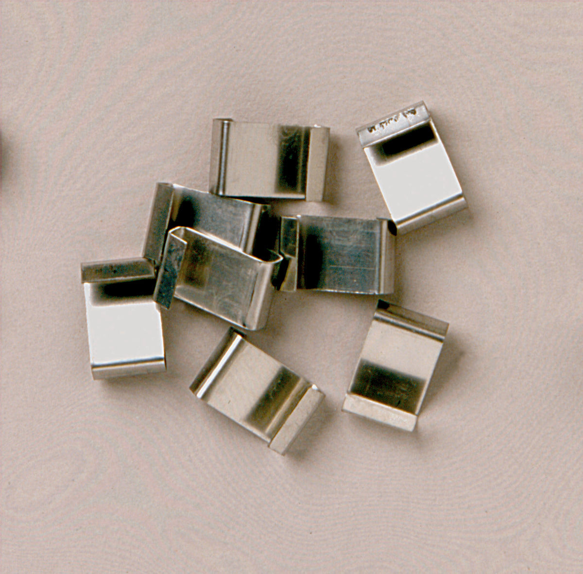 Vitavia Nuts, Bolts & Clips