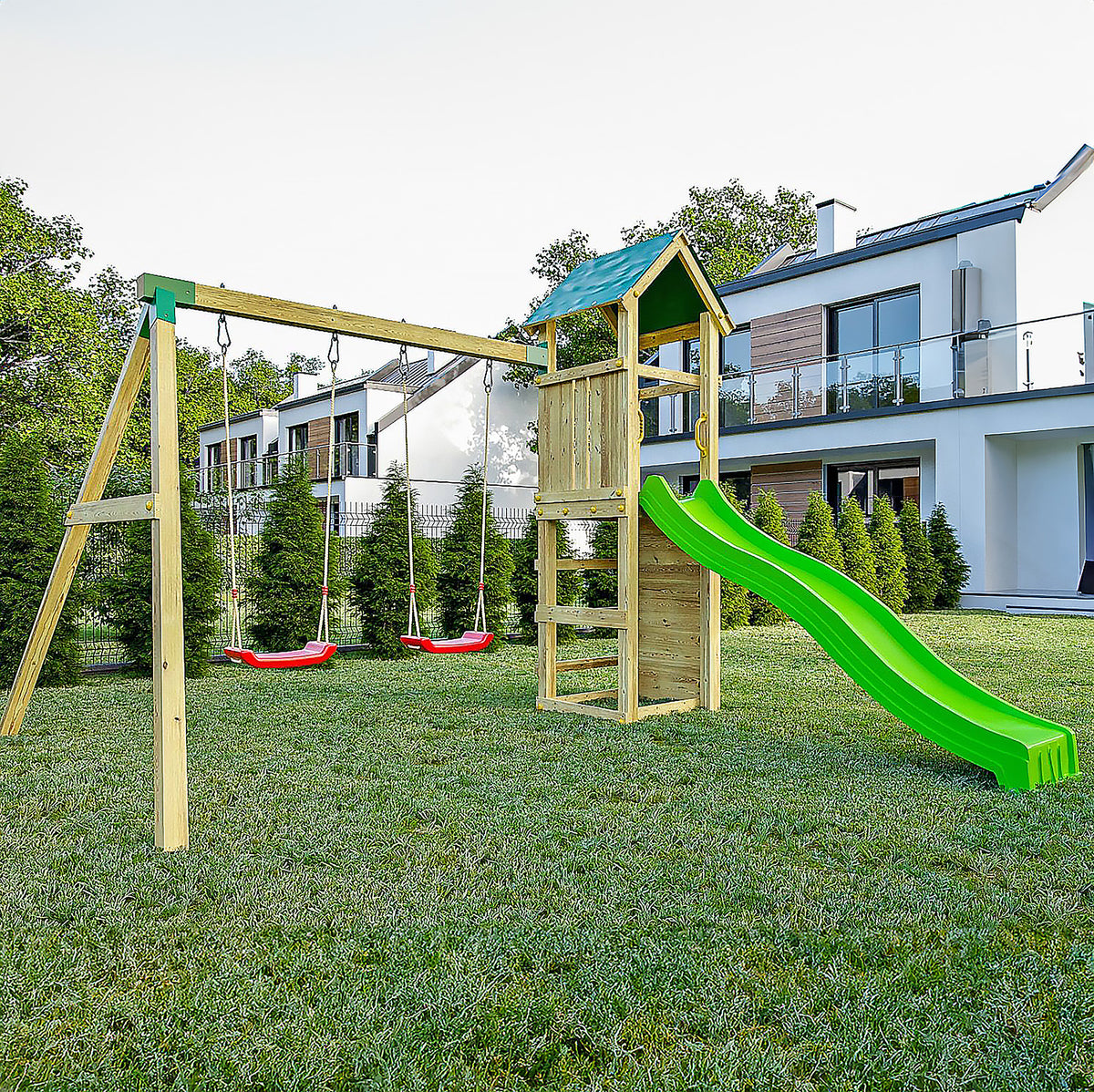 Shire Charly climbing frame – alternative view