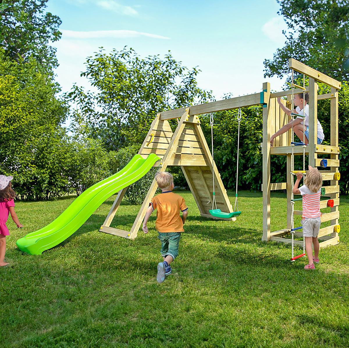 Shire Climber climbing frame – alternative view