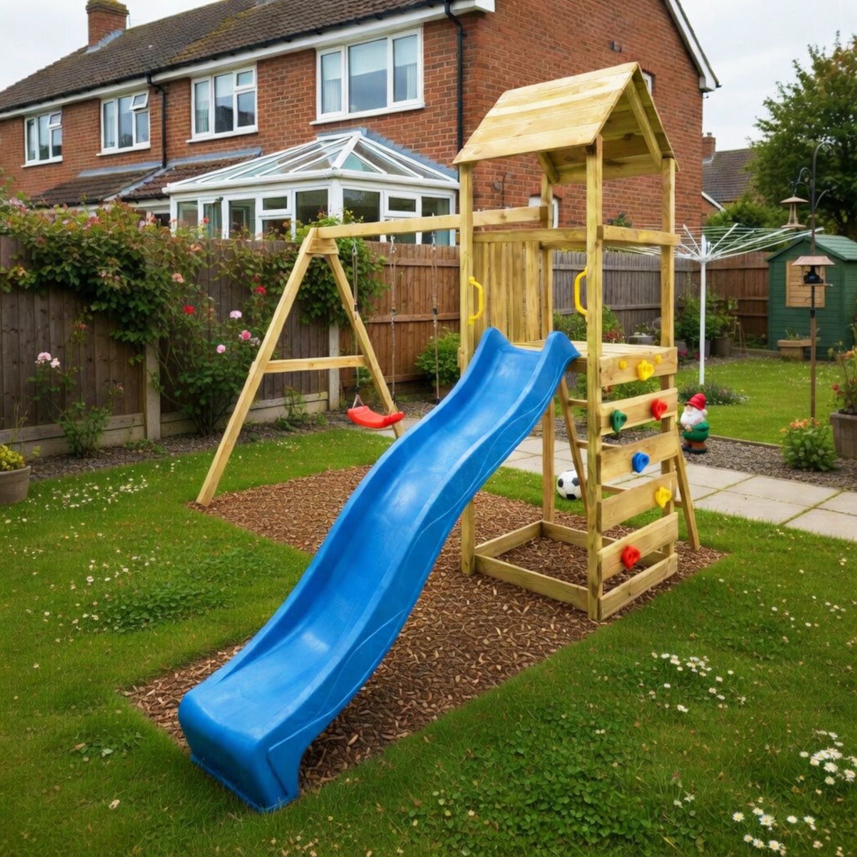 Shire Max Play 2 climbing frame – alternative view