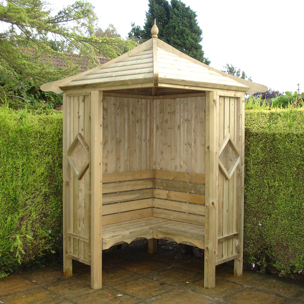 Shire Corner arbour – alternative view