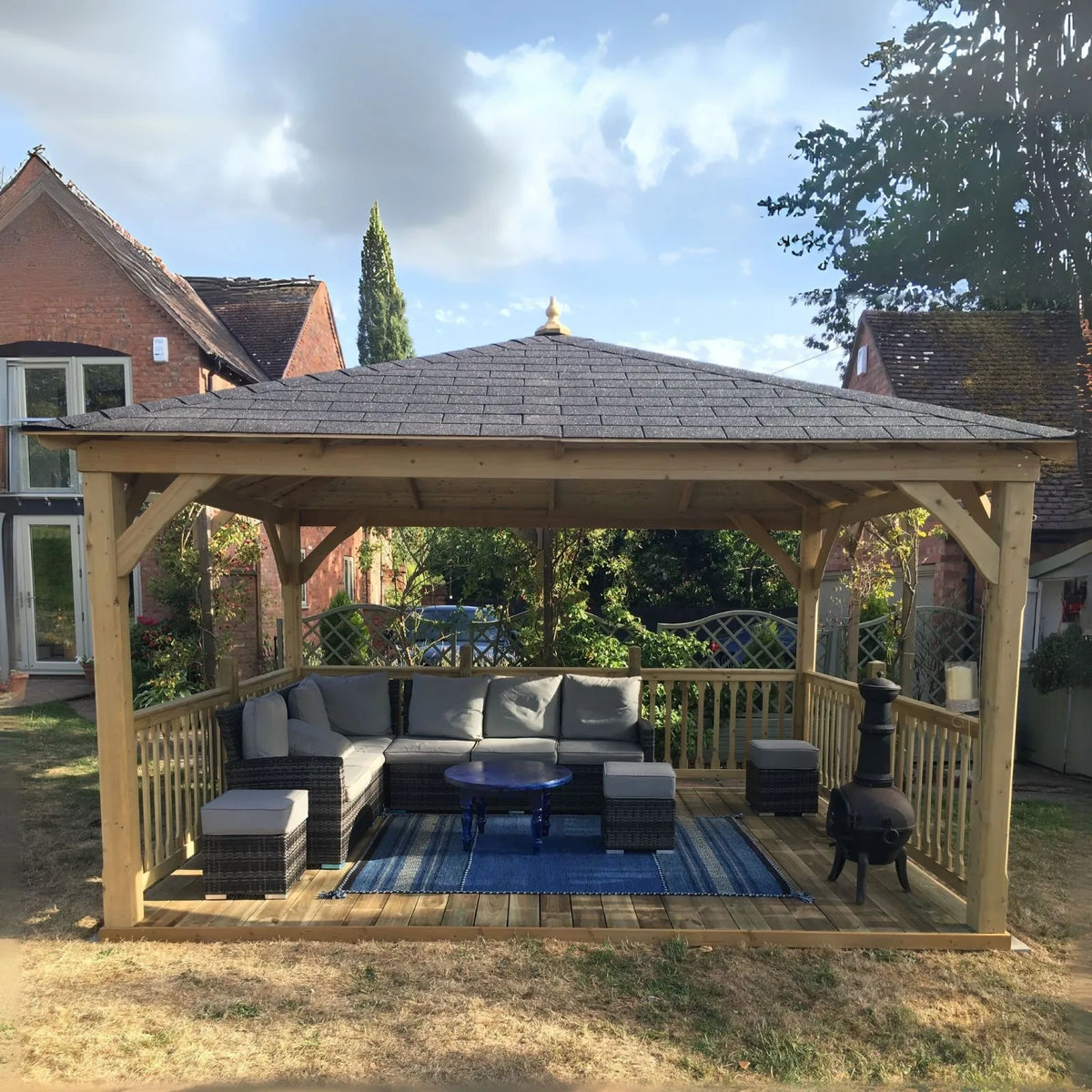 Cotswold Canopy patio setting