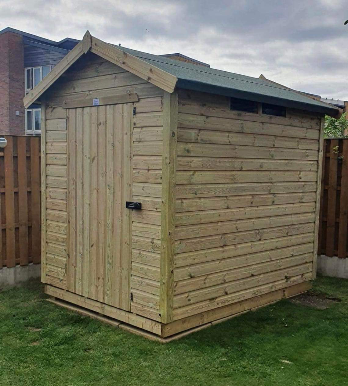 Suresheds Nidderdale Apex – exterior view