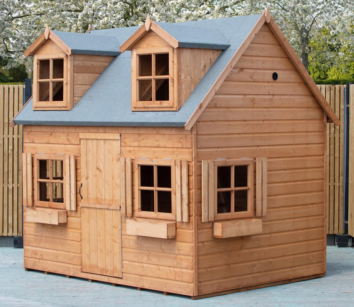 Shire Hatter's House playhouse – image 4